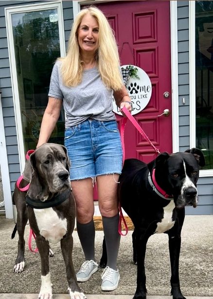 <h2>100,000+ Women Love Our Socks</h2>